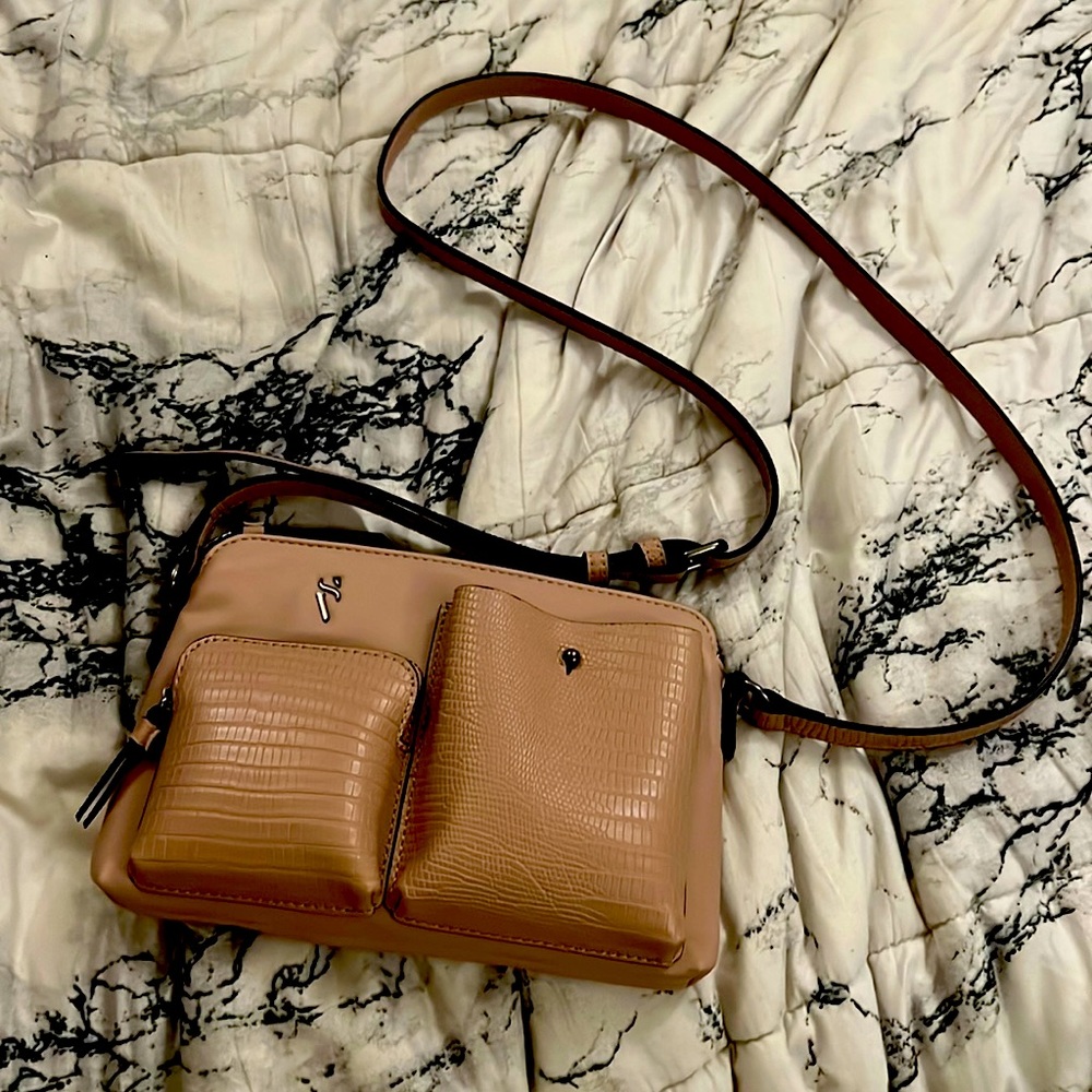 beige purse